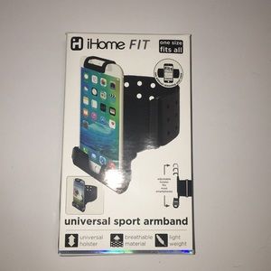 iHome Fit Universal Sport Armband in Black